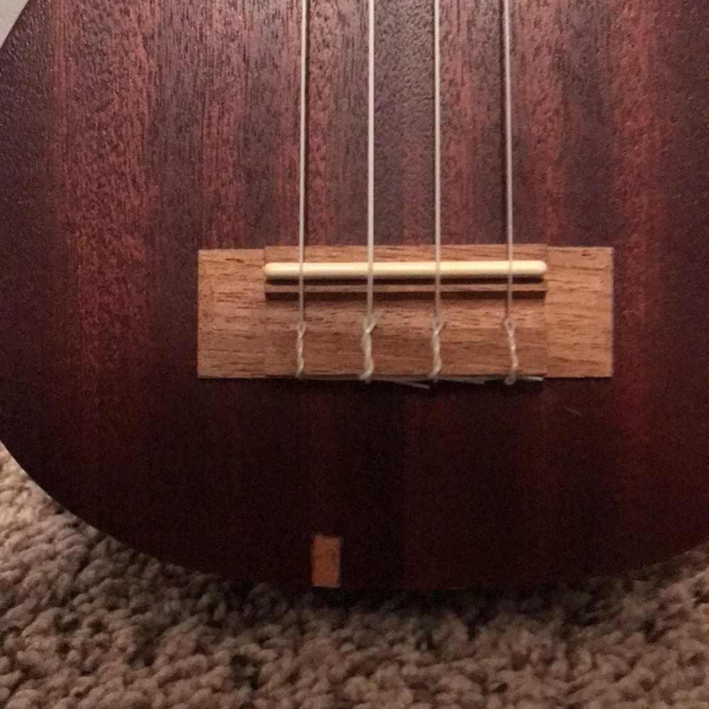 Ukulele - Picture 2 of 2